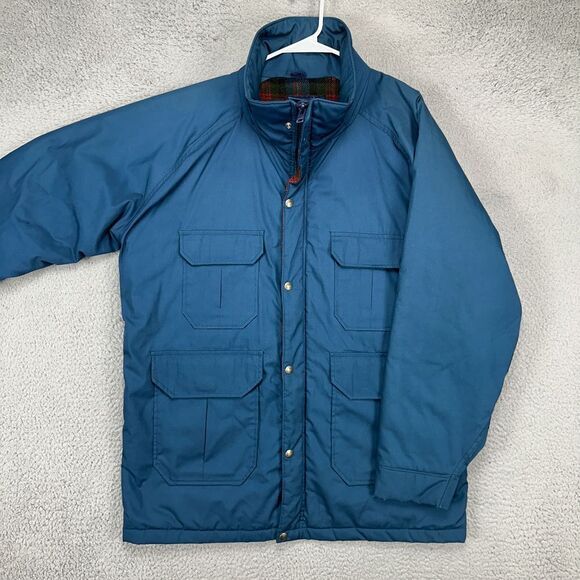 VINTAGE Woolrich Wool Lined Barn Chore Jacket Mens Large Blue Full Zip Snap Coat